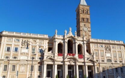 La basílica donde está enterrado el papa Francisco colocó un cajero automático