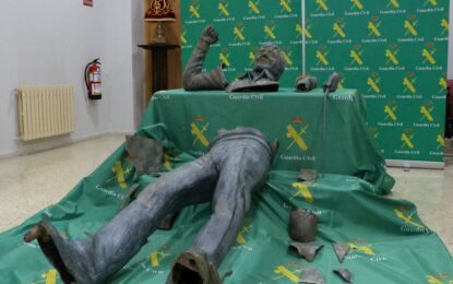 Robaron la estatua de un reconocido golfista valuada en 30.000 euros y la destrozaron para venderla