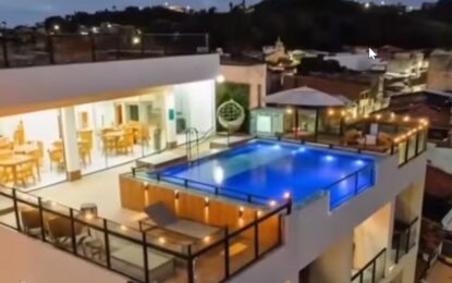 Conmoción en Brasil: una madre y su hijo mueren en una piscina por culpa de una guirnalda de luces