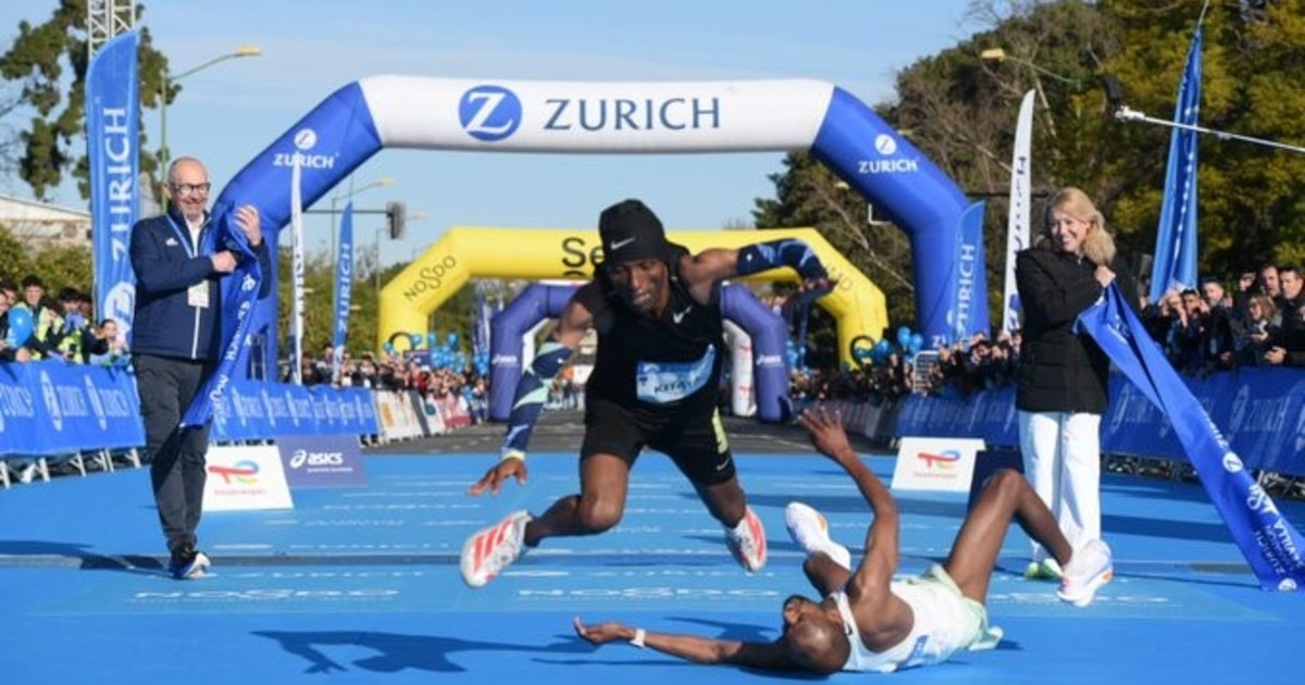 el-increible-final-del-maraton-de-sevilla:-corrieron-los-42,195-kilometros-y-el-ganador-se-definio-por-photo-finish