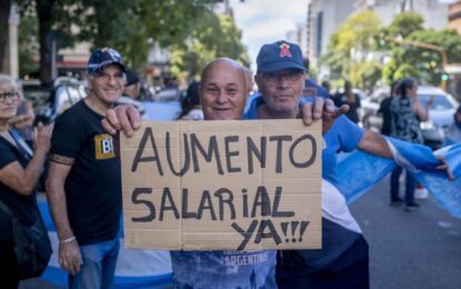 Mar del Plata: golpearon al jefe de la Departamental durante una protesta de familiares de policías
