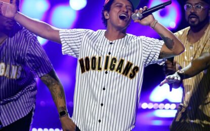 Bruno Mars: cómo es The Romantic, el nuevo álbum en el que sigue declarando su amor por el amor