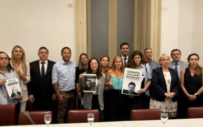 Familiares de los argentinos detenidos en Venezuela se reunieron con senadores y diputados nacionales
