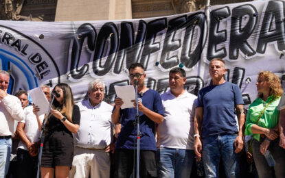 La CGT marchó a Tribunales y se presentó ante la Justicia para que la reforma laboral sea declarada inconstitucional