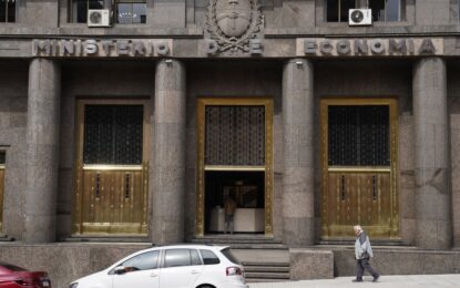 Por la baja de la recaudación y el costo de la reforma fiscal, el Gobierno tendrá que hacer un ajuste más fuerte del gasto