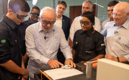 En medio de la tensión de los industriales con el Gobierno, Paolo Rocca inauguró una escuela en Brasil junto a Lula