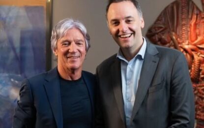 La TV Pública analiza rescindir los contratos del amigo de Adorni con el que viajó a Punta del Este