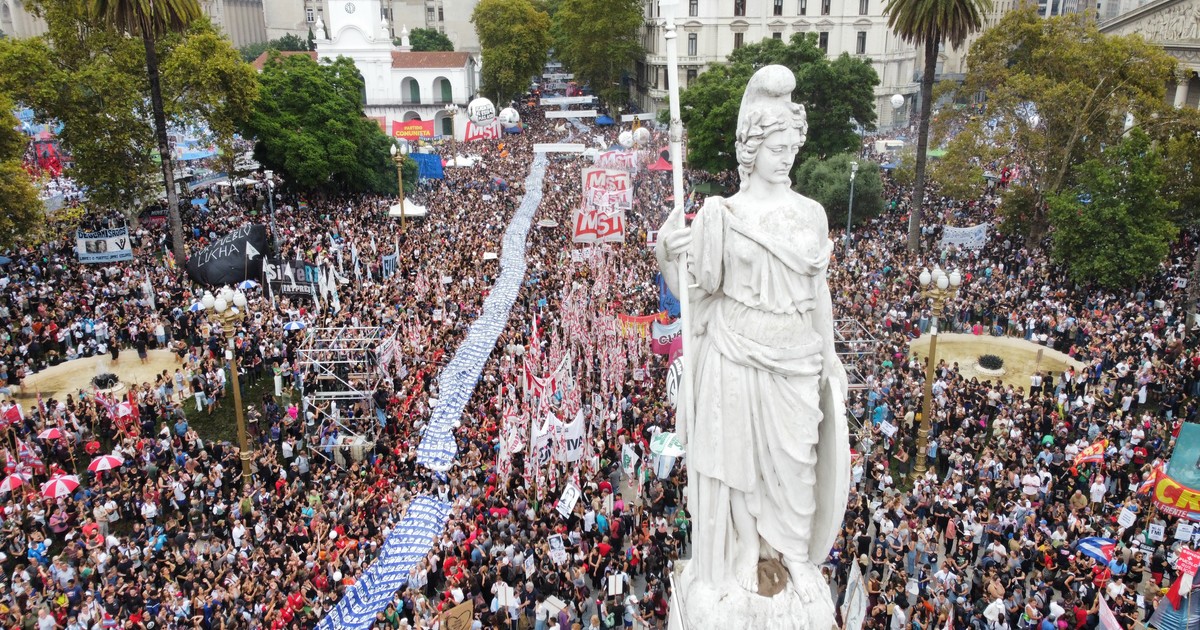 la-conmemoracion-por-los-50-anos-del-golpe-se-mezcla-en-la-grieta-cada-vez-mas-mayor-entre-el-gobierno-y-el-kirchnerismo