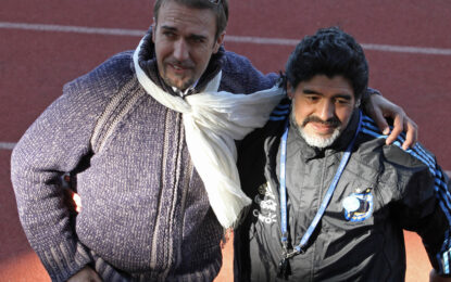Gabriel Batistuta, entre el dolor y la culpa por la muerte de Maradona: de «murió como un perro» a «no hicimos mucho por él»