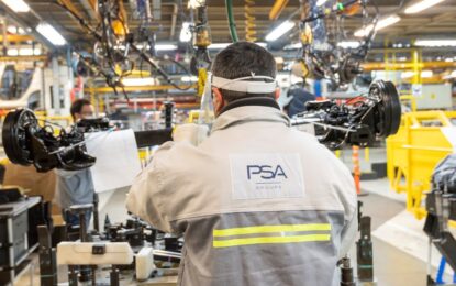 La fábrica de Peugeot de El Palomar eliminará un turno de producción a partir de mayo y abre una lista de retiros voluntarios