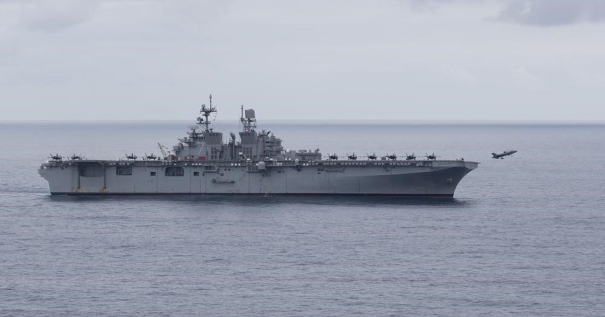 como-es-el-buque-anfibio-de-estados-unidos-con-3.500-marines-listos-para-desembarcar-en-medio-oriente