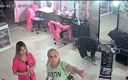 Se entregó una de las acusadas de estafar a una peluquera que se quitó la vida