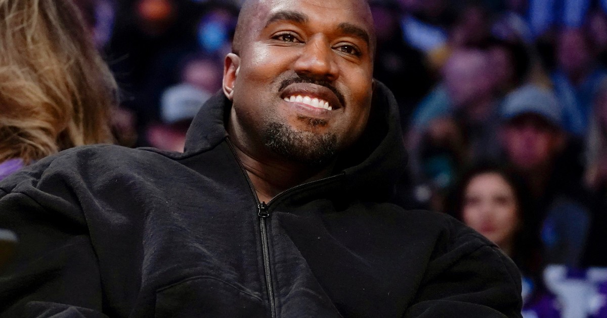 duro-golpe-contra-kanye-west:-pepsi-se-retiro-de-un-festival-en-londres-por-su-participacion-como-figura-central