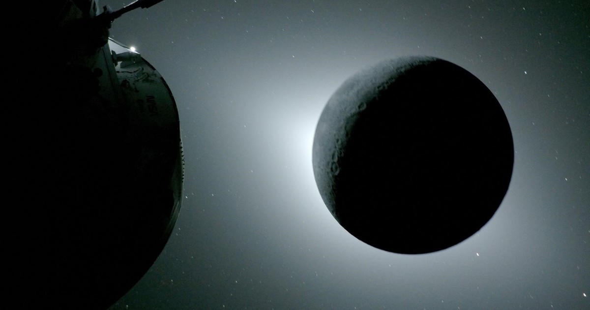 los-astronautas-de-la-artemis-2-vieron-destellos,-polvo-lunar-y-nuevos-colores-al-pasar-por-la-luna