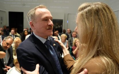 Nuevo respaldo de Estados Unidos: «Las reformas estructurales no son fáciles, haremos lo necesario para ayudar a la Argentina»