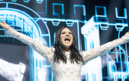 Laura Pausini cantó con Fito Páez en el show más ambicioso de su carrera: tres horas de música y una decena de vestidos