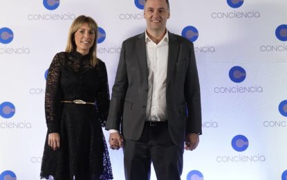 El fiscal Stornelli pidió pruebas para determinar si el gobierno favoreció con contratos a la esposa de Adorni