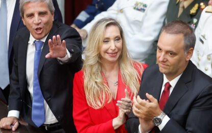 Caputo apura otro ajuste: vence el plazo para que los ministros entreguen un nuevo plan de recortes