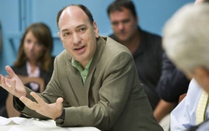 Nicholas Makris, ingeniero oceánico: «Desde que son semillas las plantas pueden percibir el sonido de la lluvia y crecer más rápido»