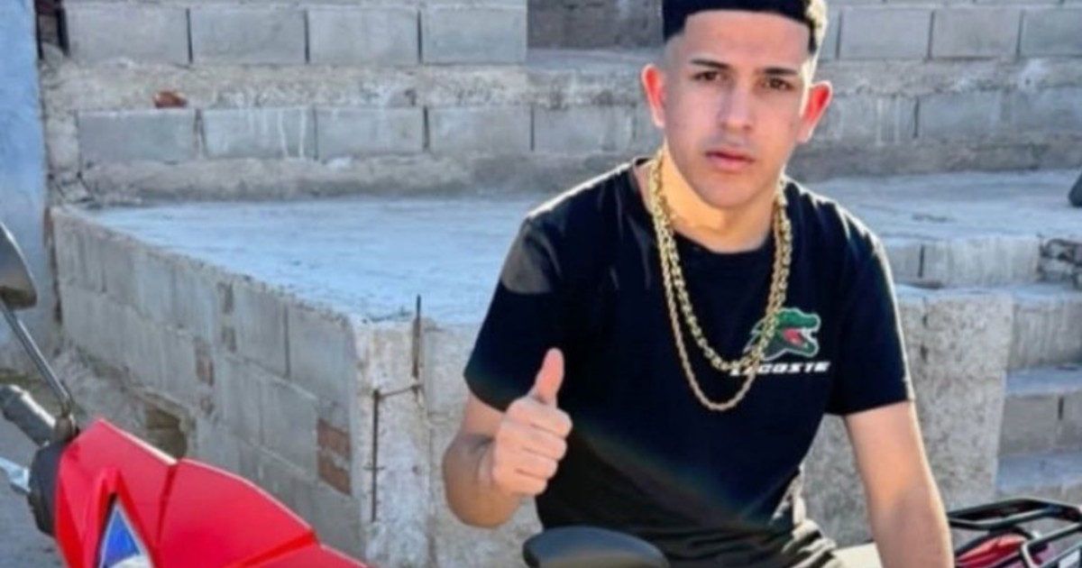 cordoba:-murio-el-joven-que-fue-detenido-y-horas-despues-cayo-en-coma-y-hubo-incidentes-en-el-hospital