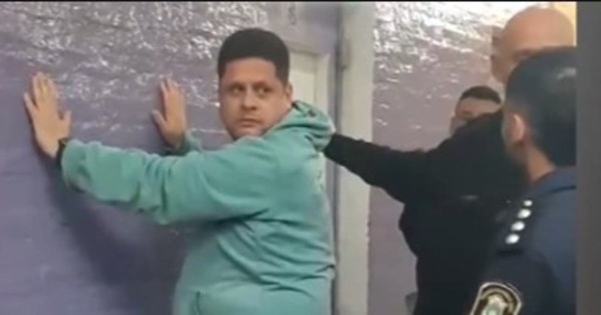 fallo-historico:-condenaron-a-un-hombre-a-20-anos-de-prision-por-abuso-sexual-contra-una-nina-pese-a-nunca-haber-tenido-contacto-fisico-con-ella