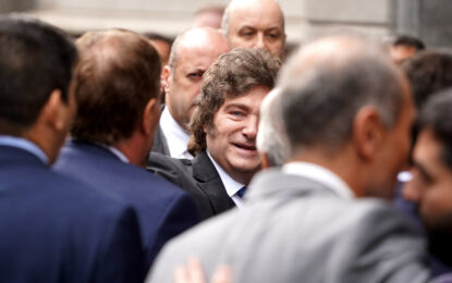 Milei llegó al Congreso para tratar de «blindar» a Adorni en el informe de gestión que dará el jefe de Gabinete