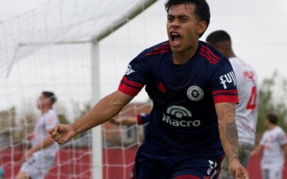 La lluvia de patadas contra el Leones FC, el equipo de la familia Messi que es el líder sensación de la Primera C