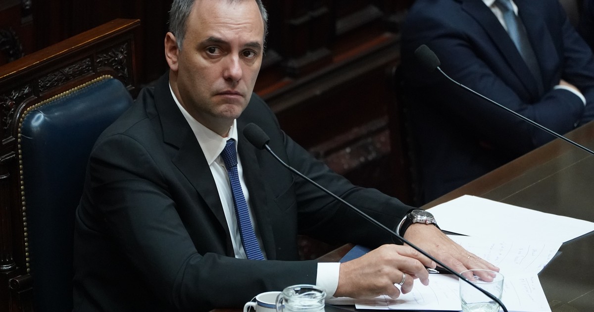 tras-su-paso-por-el-congreso,-adorni-denunciara-a-tailhade-por-espionaje-y-reafirmo-su-inocencia:-«no-conozco-disney,-y-la-causa-sobre-mis-viajes-y-propiedades-no-tiene-gollete»