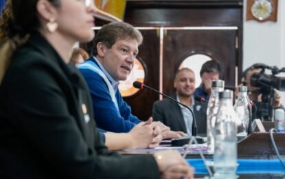 Escándalo en Tierra del Fuego: el gobernador llamó a una elección constituyente, la Legislatura que se la había aprobado la volteó en una sesión a las 4 de la madrugada y habrá veto