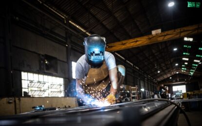 Reforma laboral: el Gobierno analiza permitir que las pymes puedan «compartir» el mismo fondo para despidos