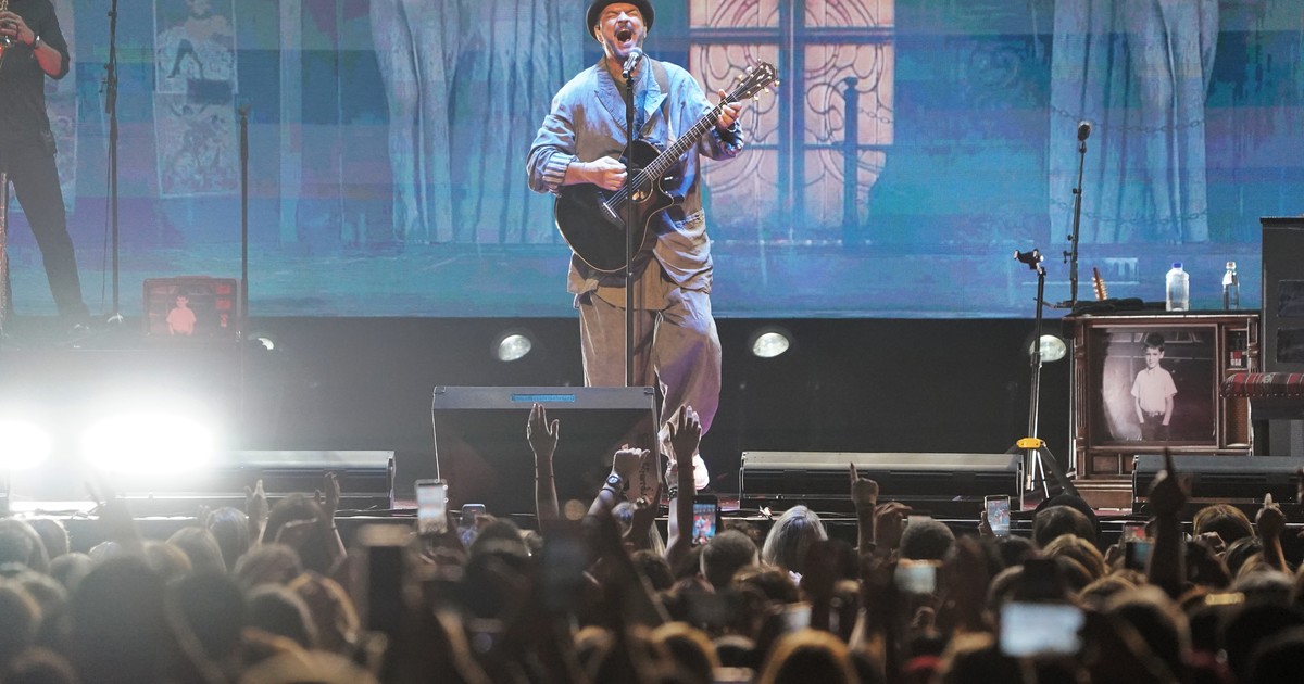 ricardo-arjona-abrio-su-serie-de-conciertos-en-el-movistar-arena-con-un-show-al-que-no-le-falto-nada
