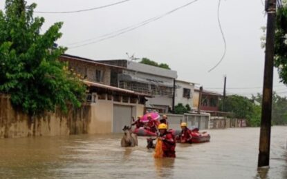 Diez muertos, tres desaparecidos y miles de evacuados por fuertes lluvias en el noreste de Brasil