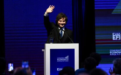 La calificadora de riesgo Fitch le mejoró la nota a la deuda argentina