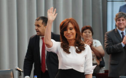 Con una queja ante la Corte, el Gobierno pide que le revoquen a Cristina Kirchner la pensión de privilegio