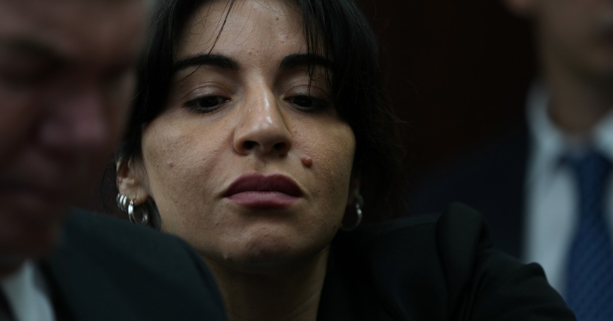 juicio-por-maradona:-mostraron-un-video-de-la-autopsia-y-gianinna-pidio-salir-de-la-sala