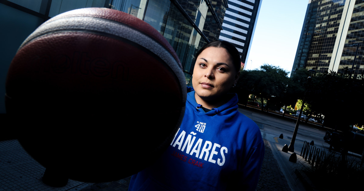 stefania-lucero,-la-primera-jugadora-trans-de-la-liga-femenina,-hace-sonar-a-un-pueblo-cordobes-de-6-mil-habitantes