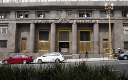 SIRA: el Gobierno confirmó que dos empresas que habrían pagado coimas concretaron la operación para obtener dólares oficiales