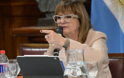 Sin los votos, el Gobierno presiona por la reforma electoral en el Senado, pero los dialoguistas se rebelan