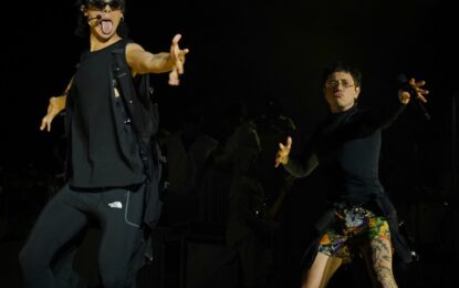 Ca7riel y Paco Amoroso armaron una fiesta para presentar su nuevo disco: adrenalina, imágenes lisérgicas y libre de prejuicios