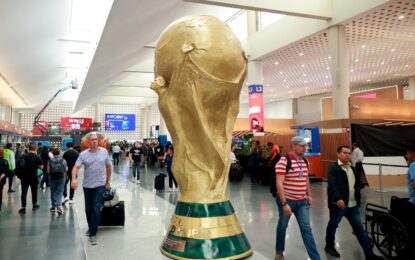 A pasos del Mundial 2026, las redadas contra Uber en aeropuertos de México complican a los viajeros