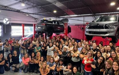 Creó una comunidad de conductoras que las ayuda a perder el miedo: «Manejar te permite hacer de todo»