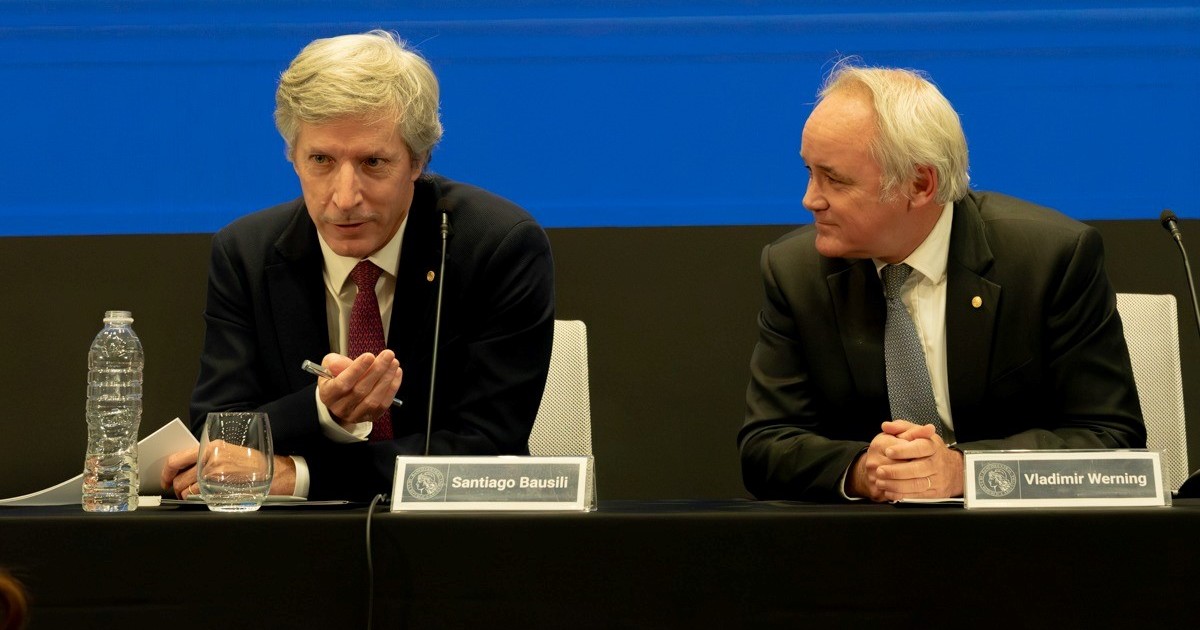 de-la-mano-del-pro,-vuelve-el-debate-por-la-independencia-del-bcra