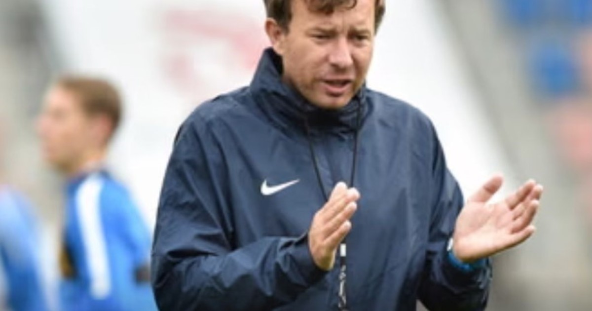 inhabilitado-de-por-vida:-se-conocio-la-sancion-de-uefa-al-entrenador-que-filmaba-a-sus-jugadoras-en-los-vestuarios