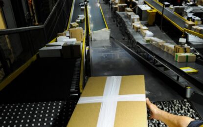 Por la baja del dólar, crecen las importaciones para consumo y las compras por courier llegaron a un récord