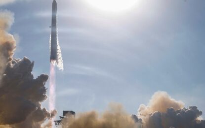 SpaceX tuvo un exitoso lanzamiento de la última versión de su cohete Starship, pero tras el aterrizaje asustó a todos
