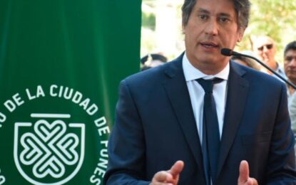 «Vamos y nos olvidamos de todo»: un intendente pidió licencia para viajar al Mundial con un grupo de amigos