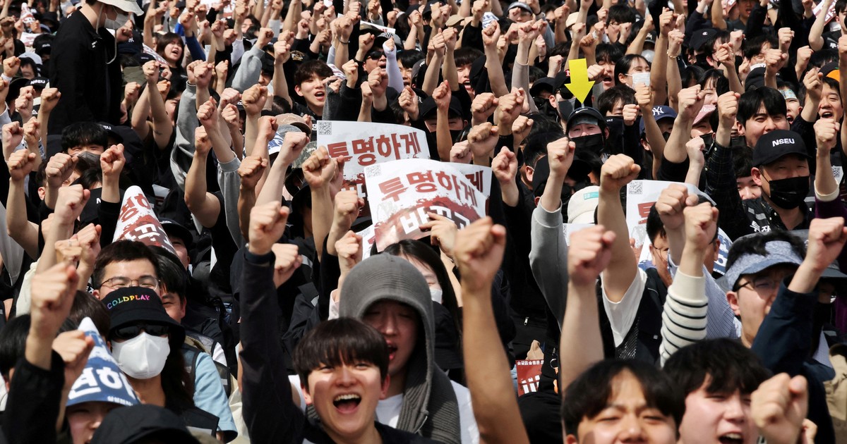 huelga-contra-la-inteligencia-artificial:-trabajadores-de-chips-de-samsung-amenazaron-con-un-paro-historico-y-consiguieron-un-bono-de-300-mil-dolares