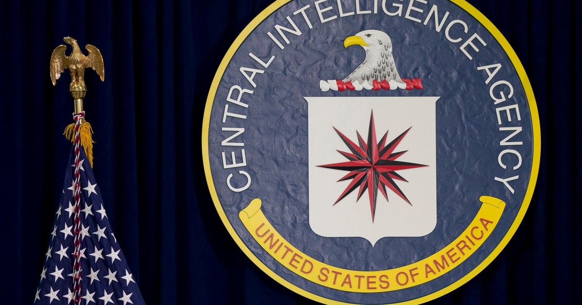 sorpresivo-arresto-de-un-ex-agente-de-la-cia:-le-encontraron-lingotes-de-oro-por-40-millones-de-dolares-y-varios-relojes-de-lujo-en-su-casa