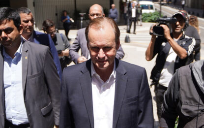 Avanza una investigación por presunto enriquecimiento ilícito contra un ex gobernador del PJ y allanan a un empresario cercano