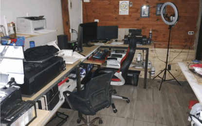 El taller secreto de “El Artesano”: DNI y tarjetas truchas para la banda de “Los prestacaras”